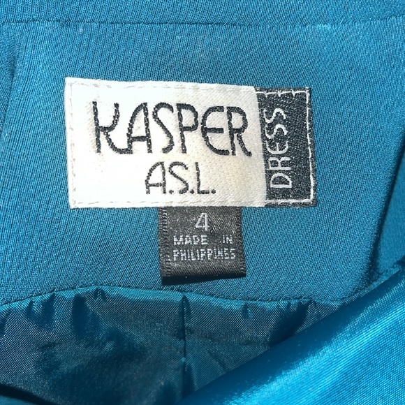 Ladies 2 piece Kasper Size 4 Dress Suit - Picture 5 of 5